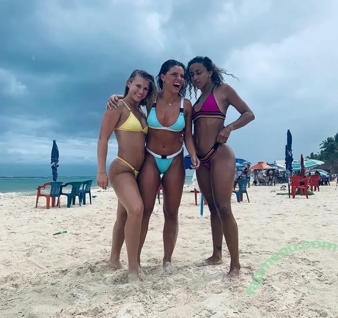 Jade Chynoweth nude photo #0784 (jadebug98)