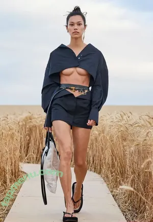  nude photo #0004