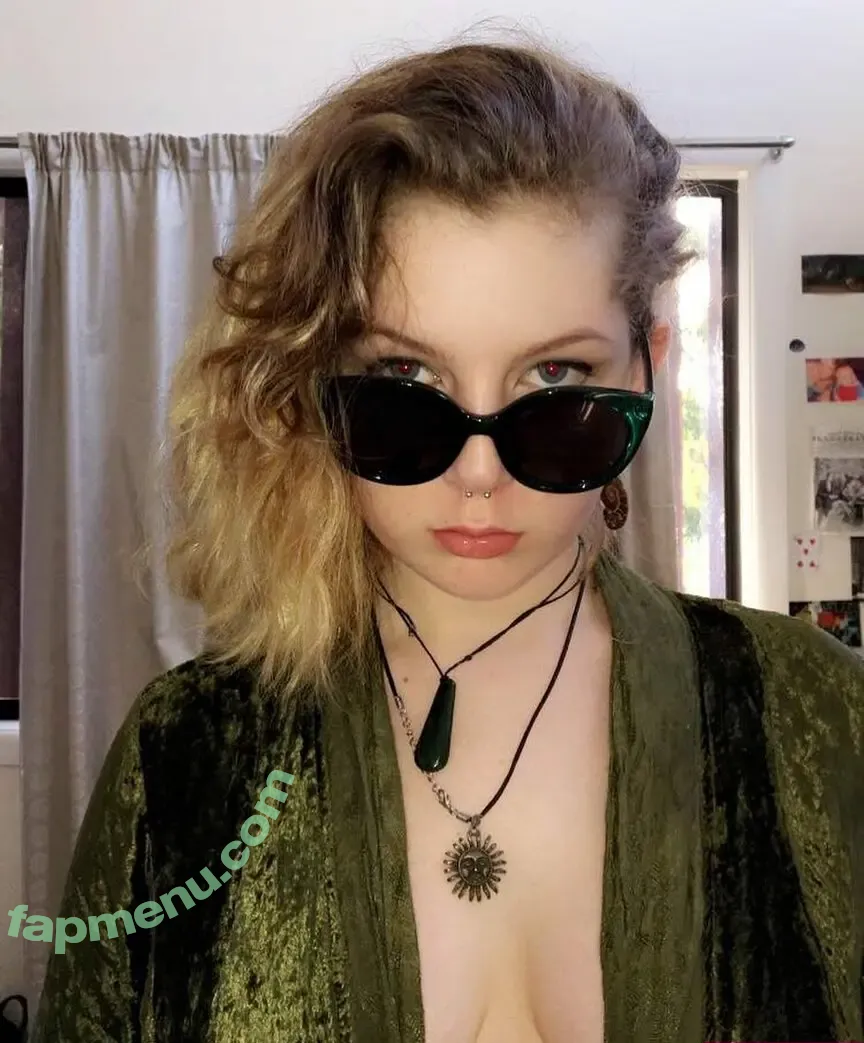 Jade Stone nude photo #0024 (Carolines.Dead / jade.stone45 / jade__stone)