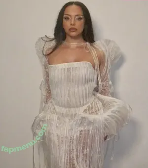 Jade Thirlwall / jadethirlwall nude photo #0425