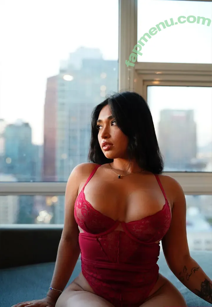 jadeee_x nude photo #0007 (whosanaughtyboy)