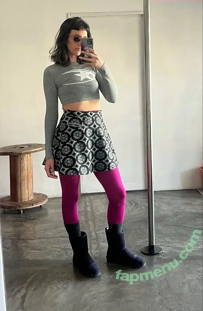 jadeeefoxxx nude photo #0115 (thejadefoxxx)