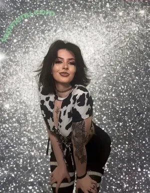 jadehexx / spookydookyjade nude photo #0041