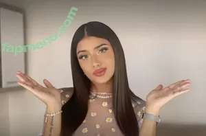 jadelyn / JADEASMR / Jade ASMR / jadelyn_asmr / jadelynlv nude photo #0001
