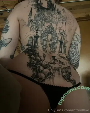  nude photo #0002