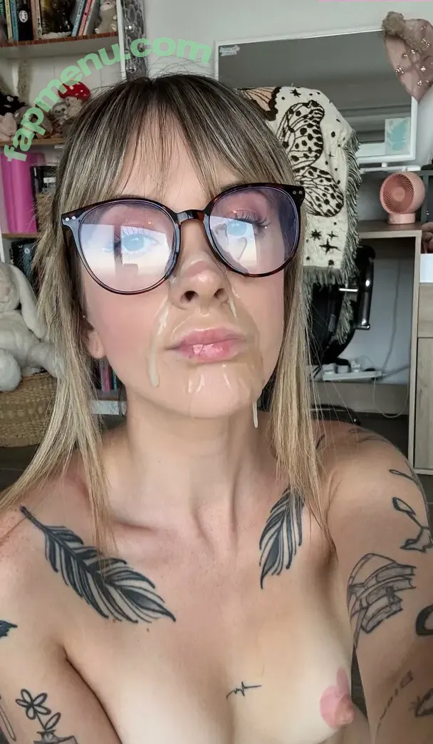 JadeVow nude photo #0282 (Jade Vow / Littlepidge / pidgespage)