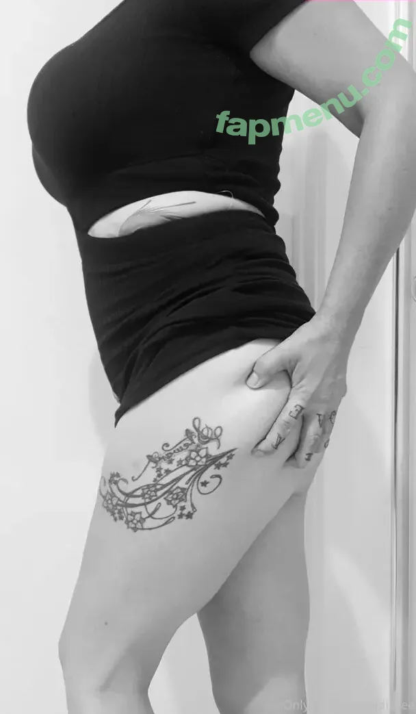 jadiecee nude photo #0006 (jaadiee)