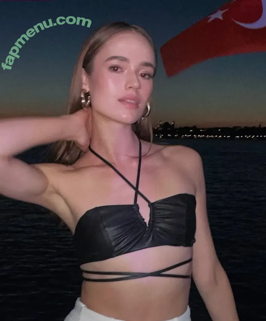 Jadwiga Koc nude photo #0018 (Jade Koc / jadwiga_koc)