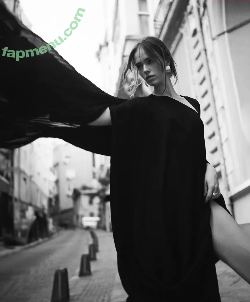 Jadwiga Koc nude photo #0047 (Jade Koc / jadwiga_koc)