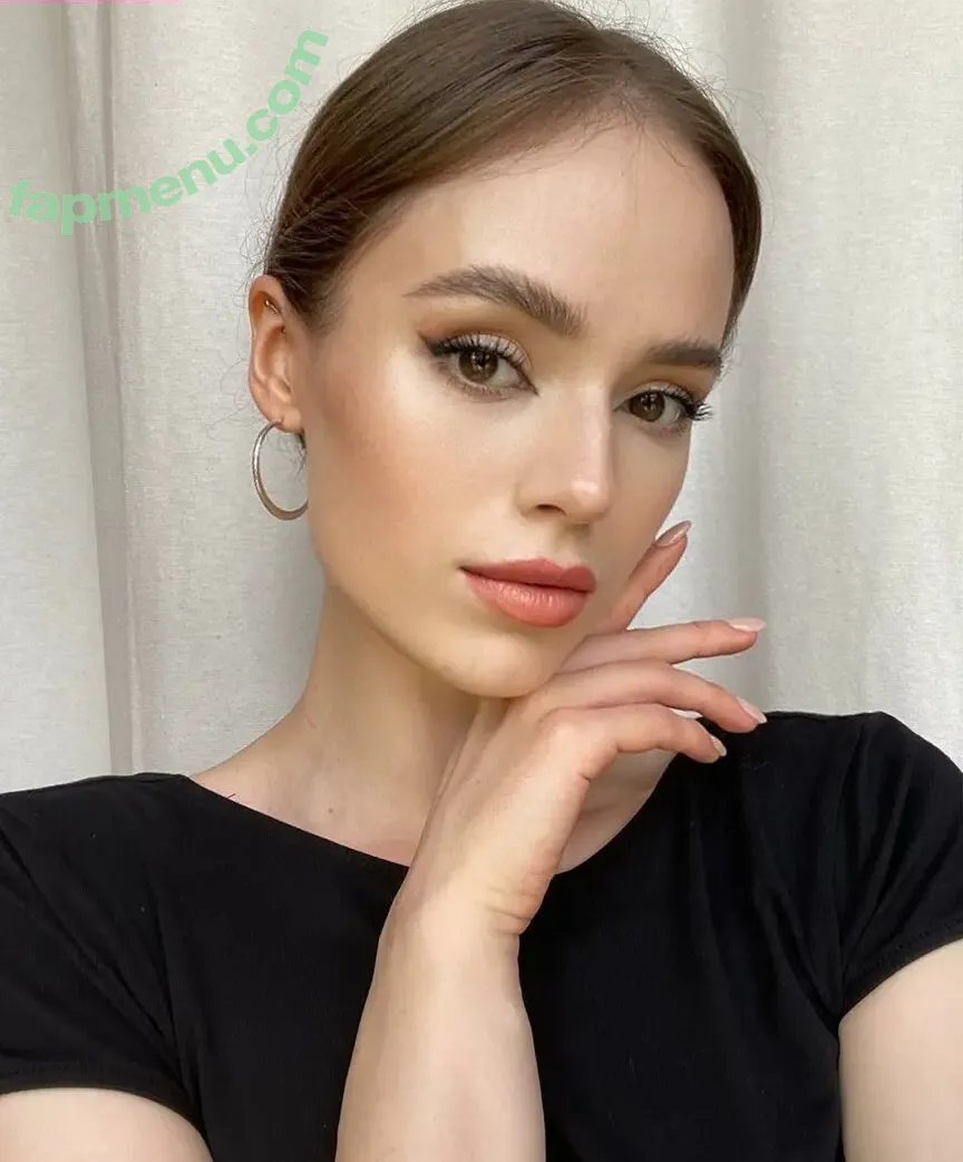 Jadwiga Koc nude photo #0096 (Jade Koc / jadwiga_koc)