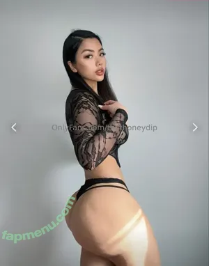Jaelomain / thathoneydip nude photo #0124