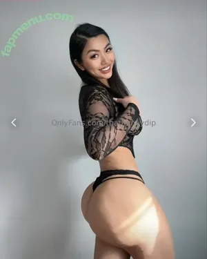 Jaelomain / thathoneydip nude photo #0125