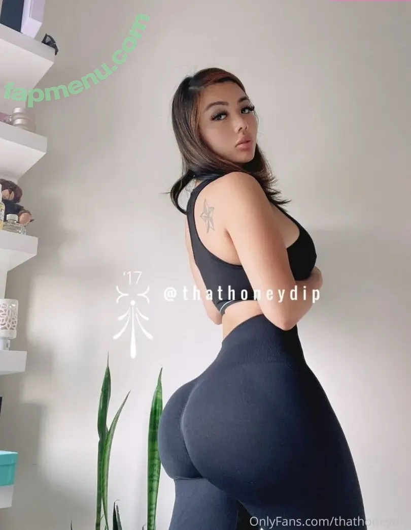 Jaelomain nude photo #0079 (thathoneydip)