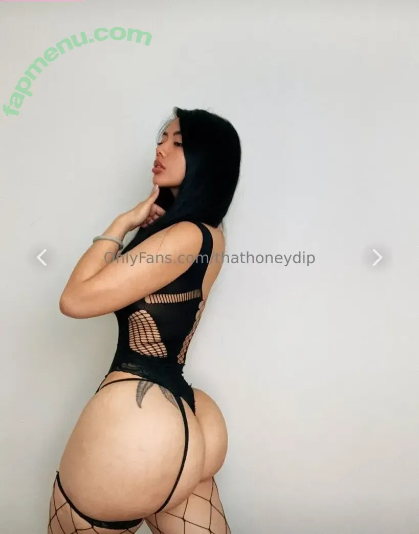 Jaelomain nude photo #0103 (thathoneydip)