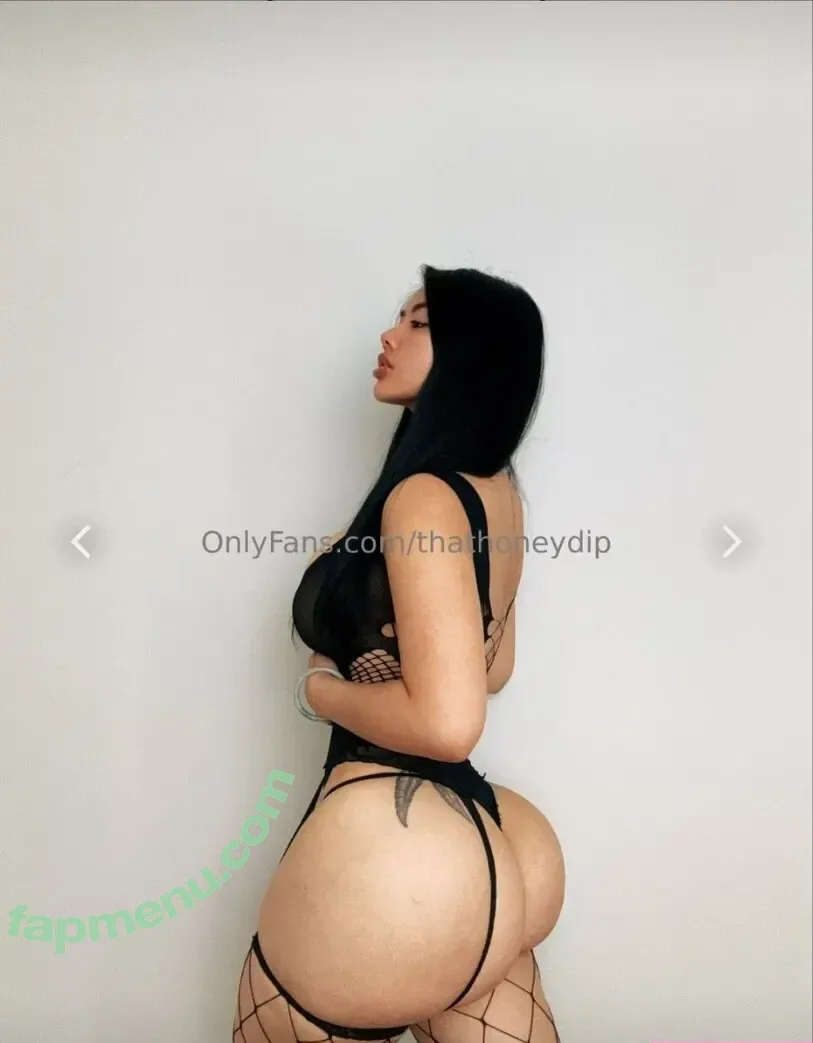 Jaelomain nude photo #0104 (thathoneydip)