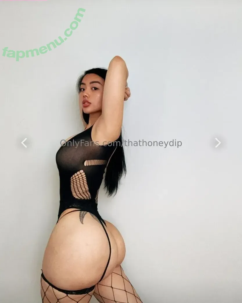 Jaelomain nude photo #0106 (thathoneydip)