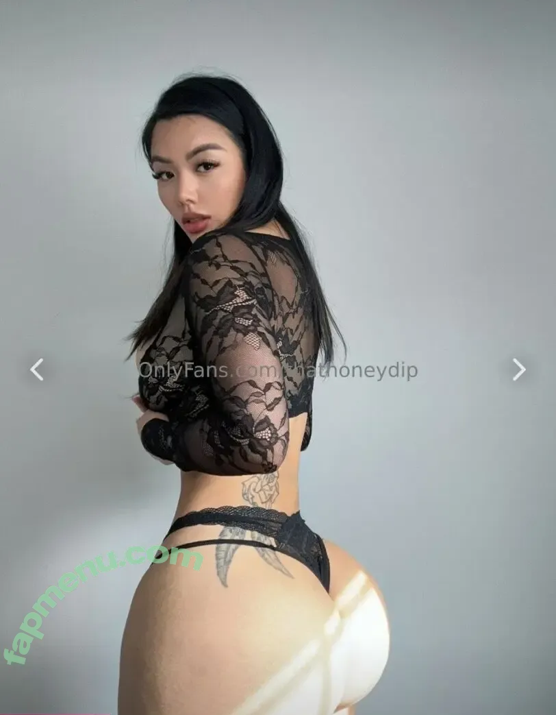 Jaelomain nude photo #0130 (thathoneydip)