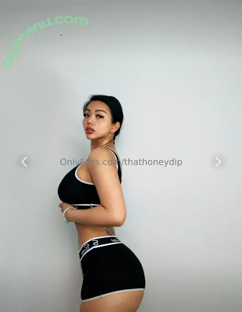 Jaelomain nude photo #0202 (thathoneydip)