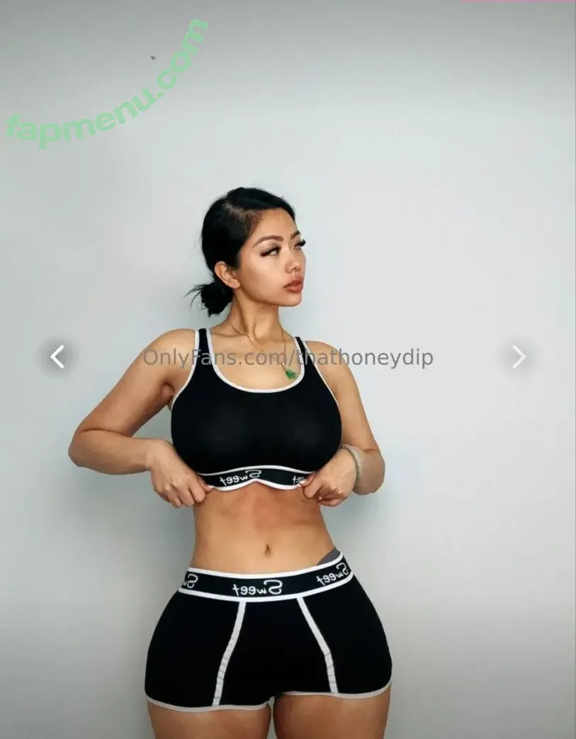 Jaelomain nude photo #0208 (thathoneydip)