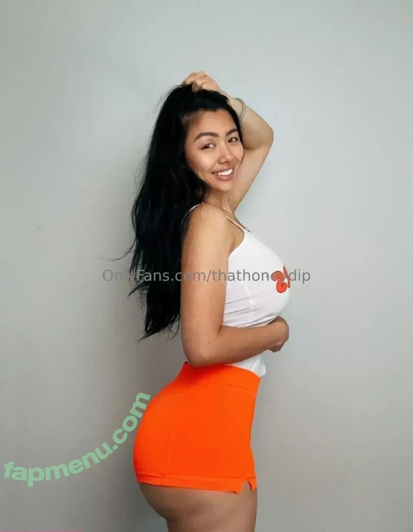 Jaelomain nude photo #0241 (thathoneydip)