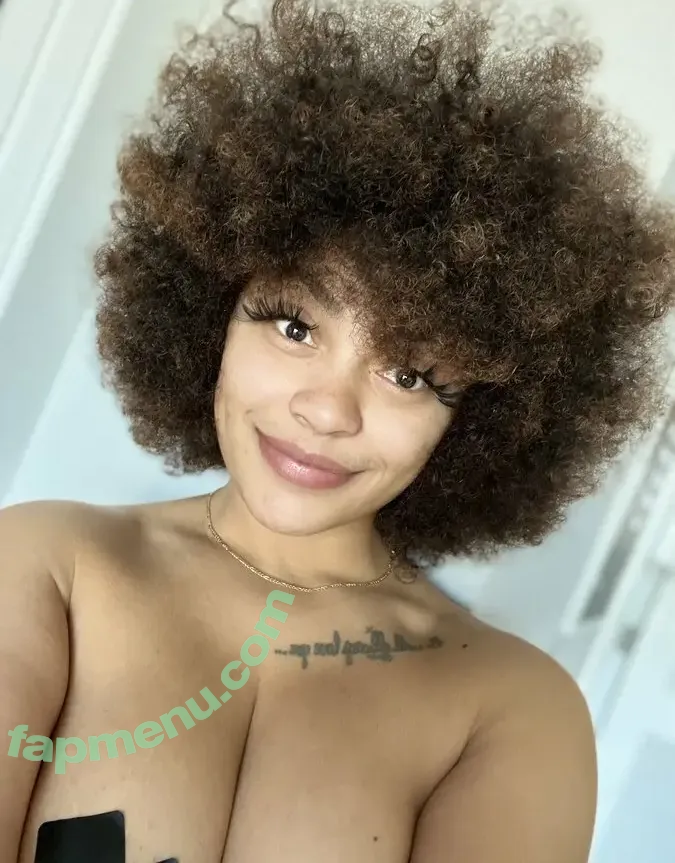 Jai Nova nude photo #0006 (Ilovejainova)
