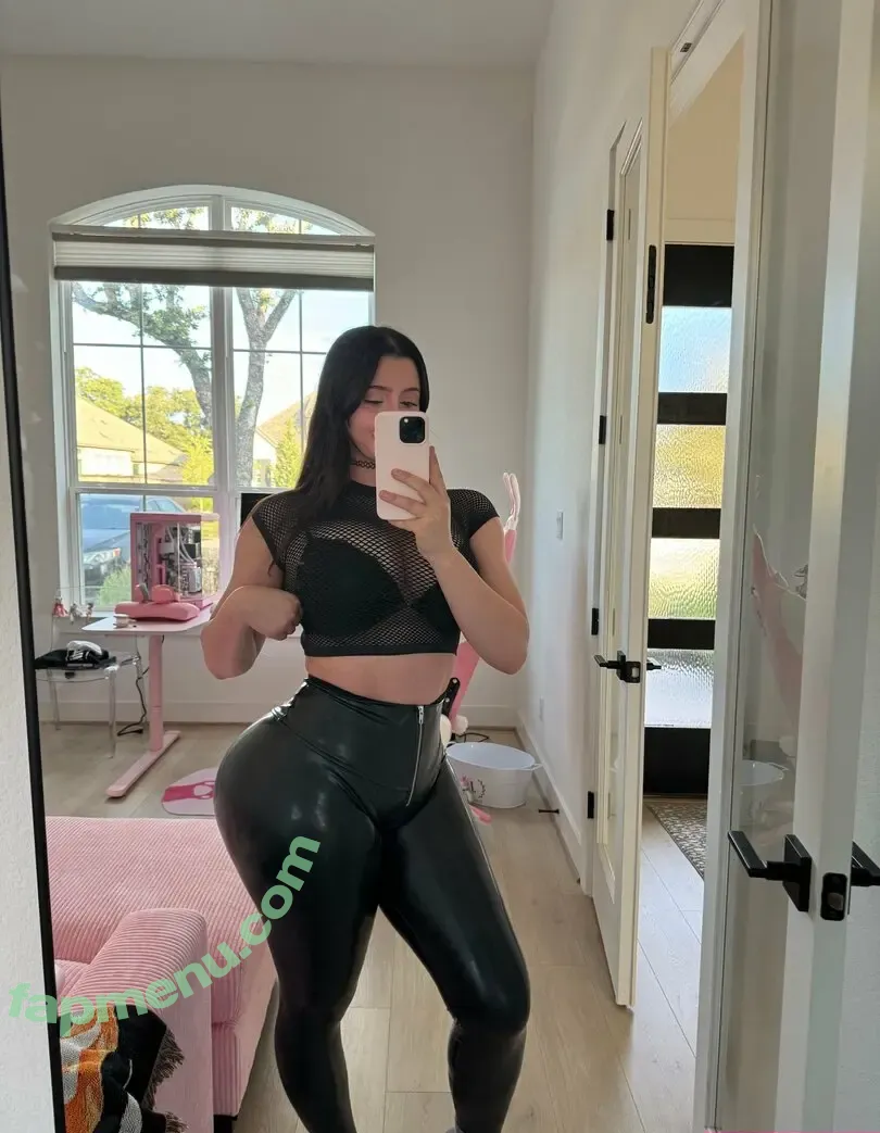 jakarakamixo nude photo #0013 (jakarakamixo)