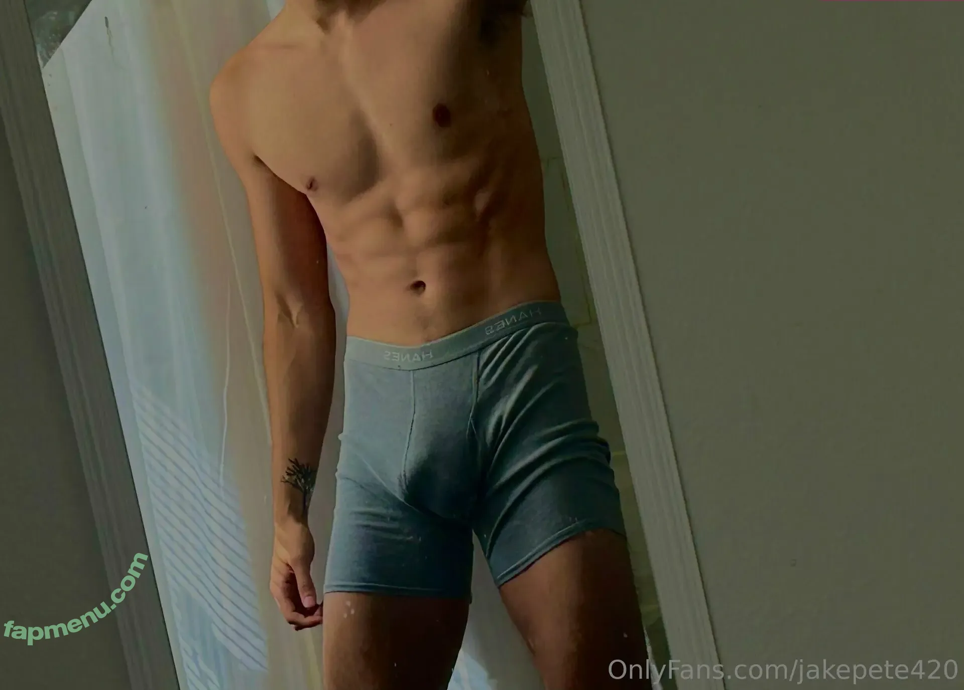 jakepete420 nude photo #0012 (jakepete420)