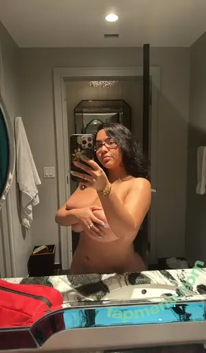 Jaki Senpai / jaki-senpai / jaki_senpaii nude photo #0002