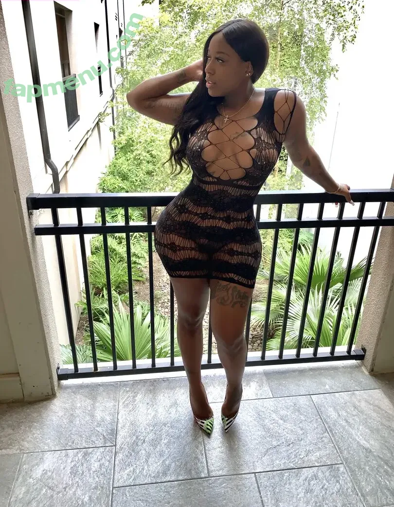 Jalecia Shanice nude photo #0001 (Fineassshanice / fineassshanicevip)