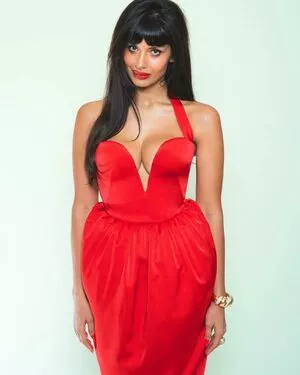 Jameela Jamil / jameelajamil nude photo #0049