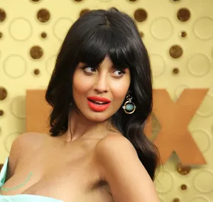 Jameela Jamil / jameelajamil nude photo #0143