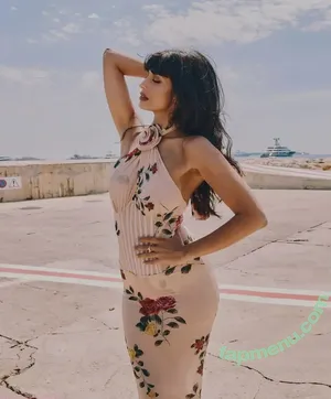 Jameela Jamil / jameelajamil nude photo #0195