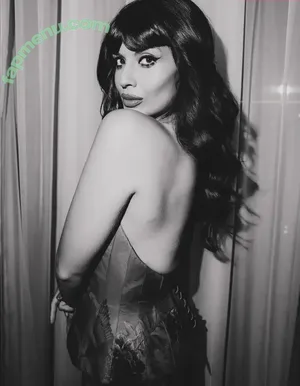 Jameela Jamil / jameelajamil nude photo #0209