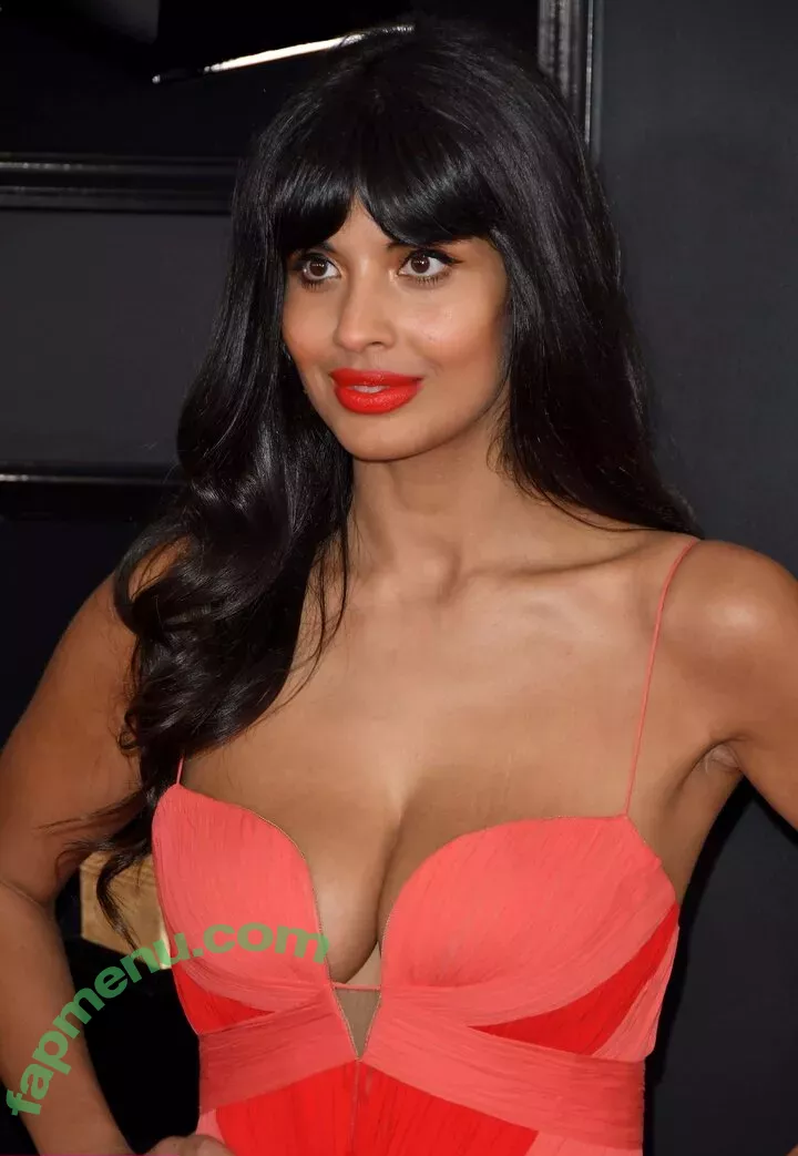 Jameela Jamil nude photo #0040 (jameelajamil)