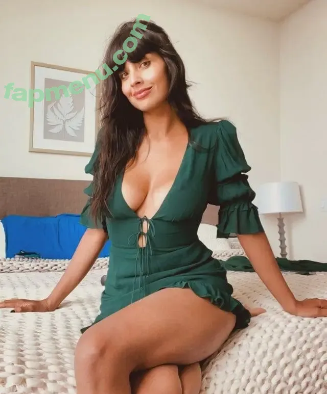 Jameela Jamil nude photo #0186 (jameelajamil)