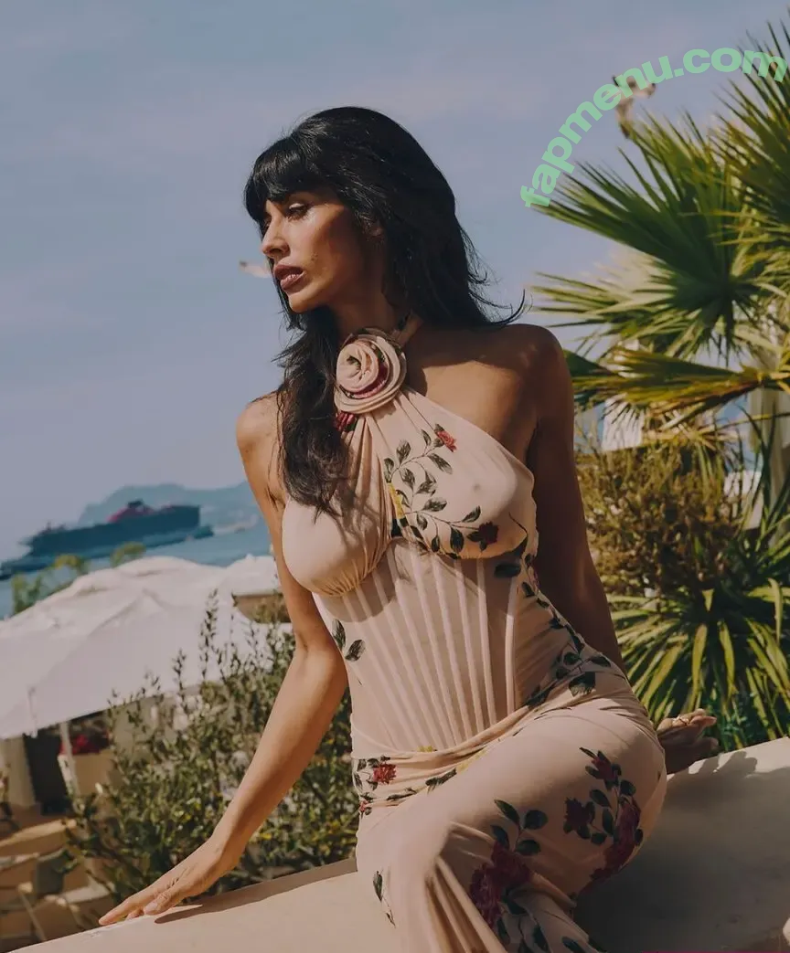 Jameela Jamil nude photo #0197 (jameelajamil)