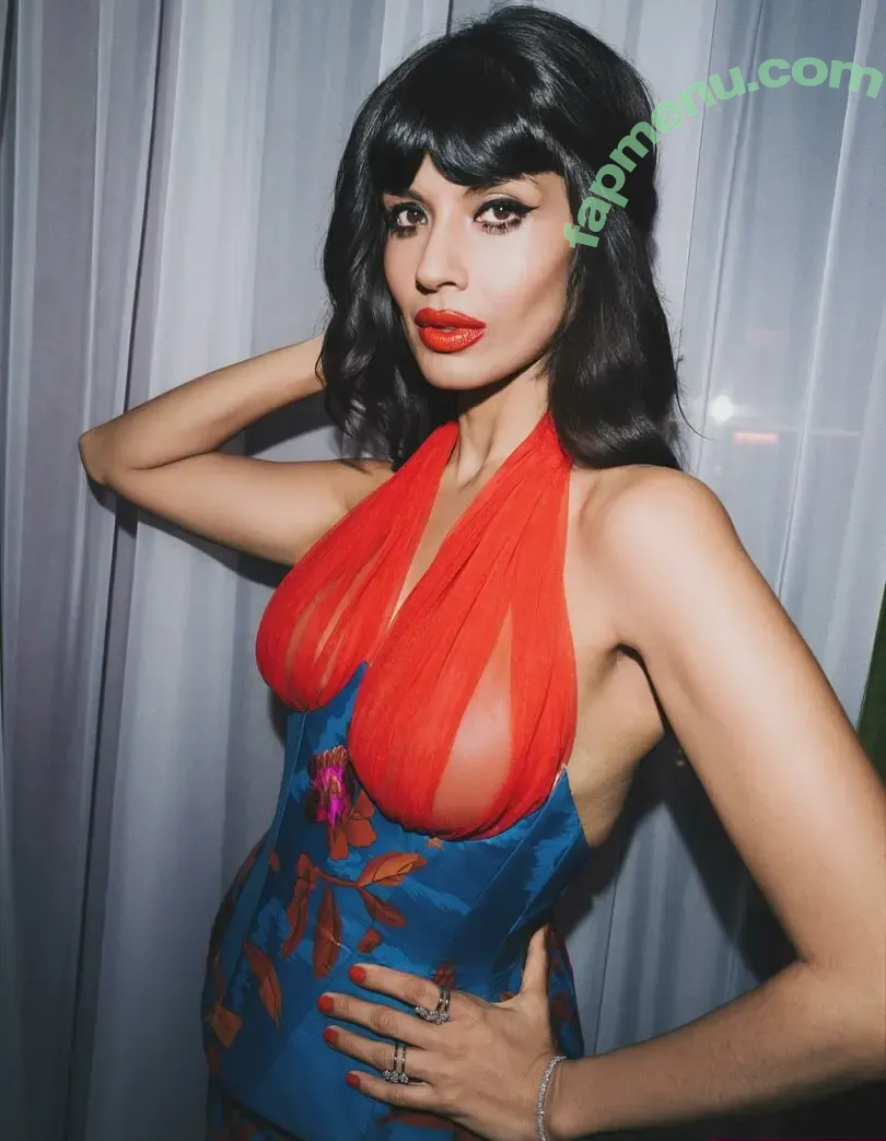 Jameela Jamil nude photo #0208 (jameelajamil)
