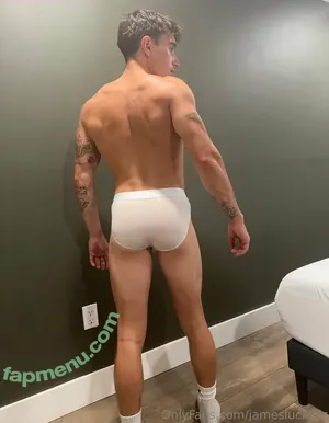  nude photo #0001