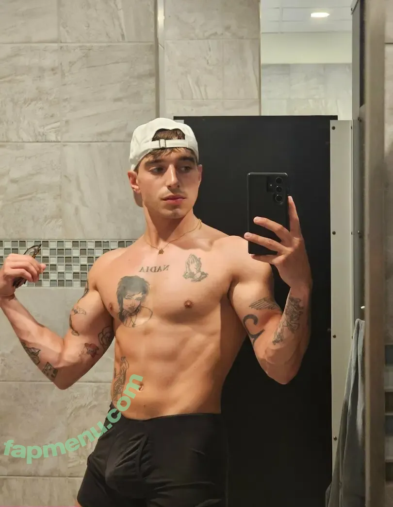jamesluckysz nude photo #0003 (jamesluckysz)