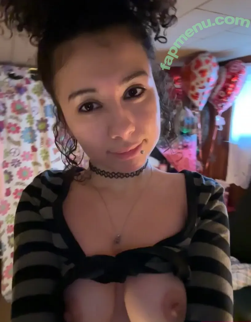 jamich nude photo #0023 (DelJamich / michi_kitty2000)