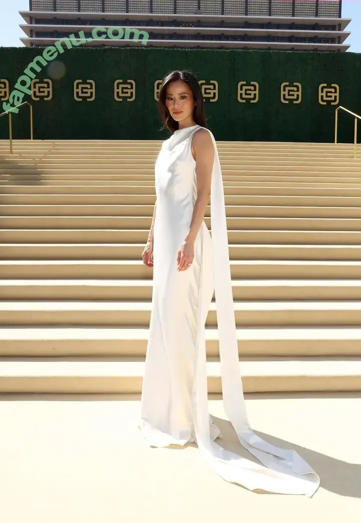 Jamie Chung nude photo #0319 (jamiechung1 / jamiejchung / spicysneakerhead)