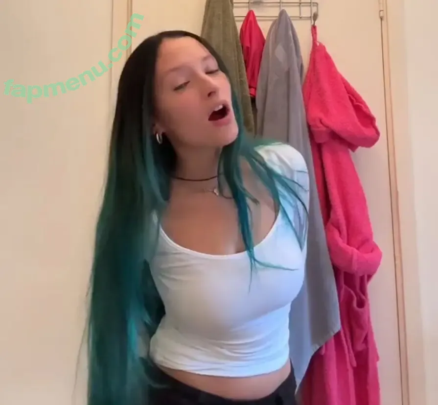 Jamie Lou Stenzel nude photo #0059 (Au / heyitsau_ra)