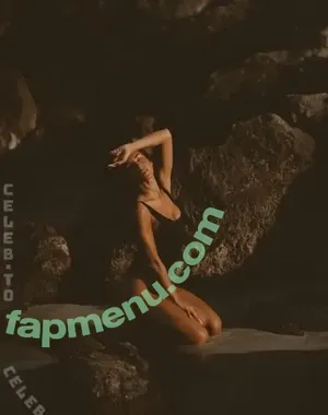 Jana Azizi / jana_azizi / janaazizi / janaazizirtl nude photo #0226