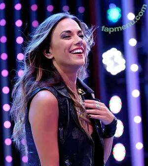 Jana Kramer / kramergirl nude photo #0177