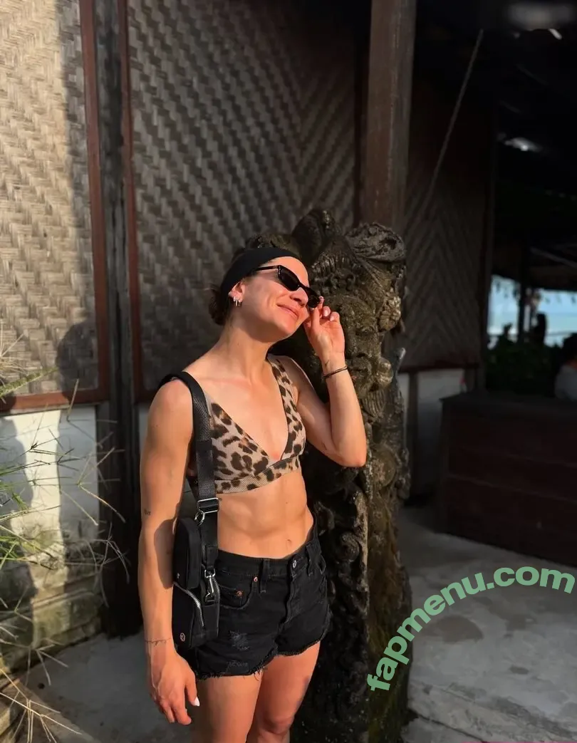 Jana Wosnitza nude photo #0220 (janawosnitza)