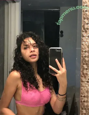 Janairysss / janairyss nude photo #0001