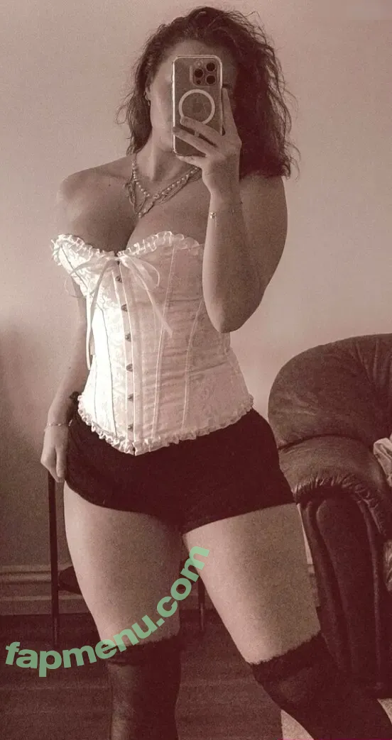 Janakristinah nude photo #0002 (Janakristinah)