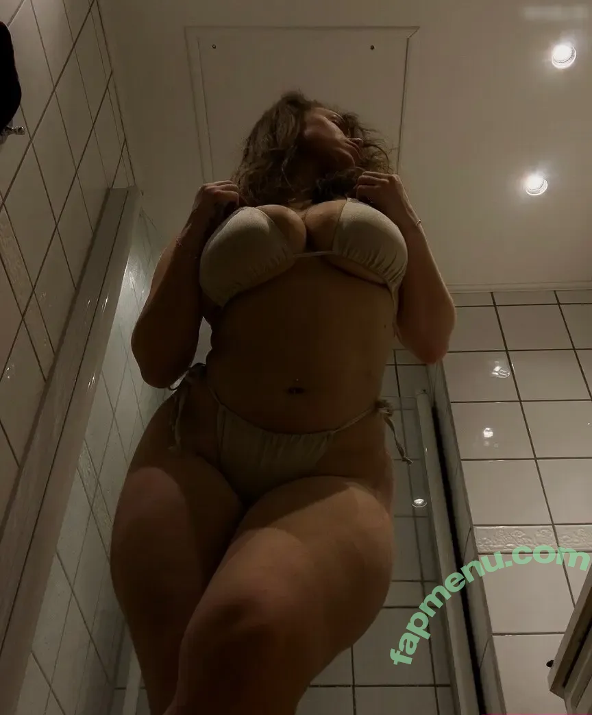 Janakristinah nude photo #0121 (Janakristinah)