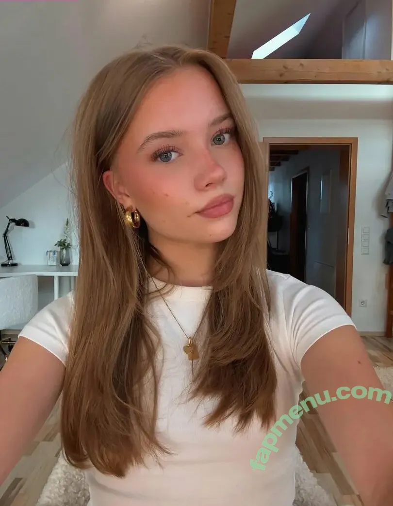 Janalibra nude photo #0021 (w.p.jana)