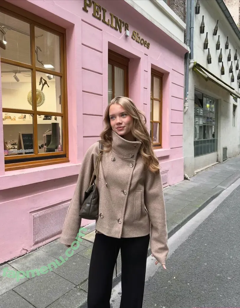 Janalibra nude photo #0022 (w.p.jana)